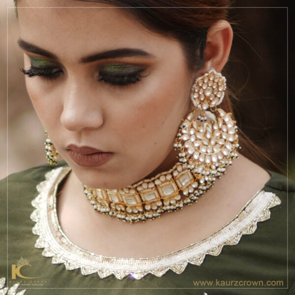 Veera Kundan Choker with tikka