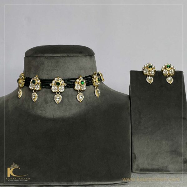 Jiya Kundan Choker Set