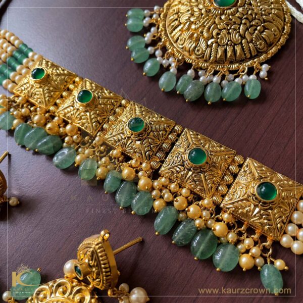 Noorjahan Traditional Antique Gold Polished Choker Set (Green)