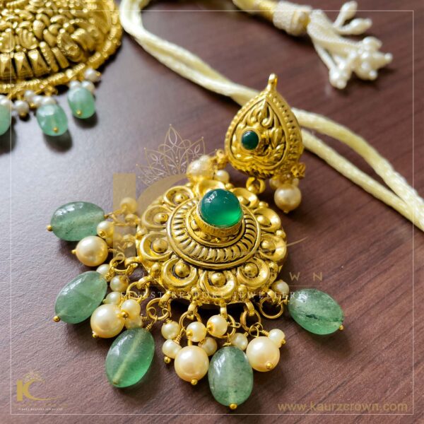 Noorjahan Traditional Antique Gold Polished Choker Set (Green)