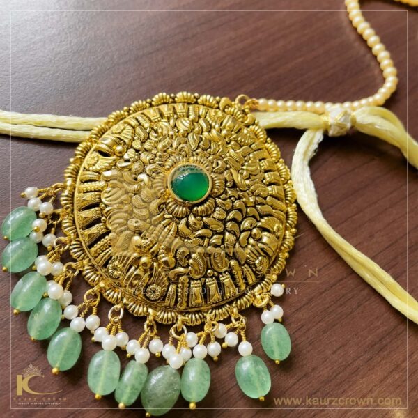 Noorjahan Traditional Antique Gold Polished Choker Set (Green)