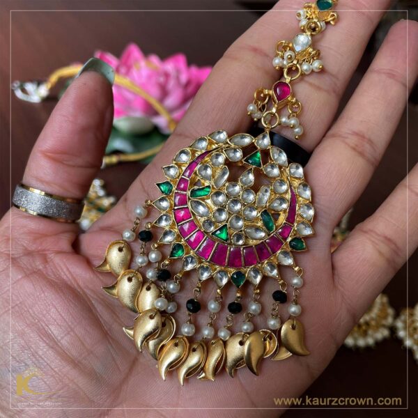 Peehu Kundan Earrings Tikka Set