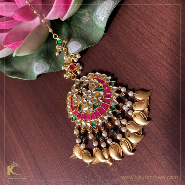 Peehu Kundan Necklace Set with Tikka