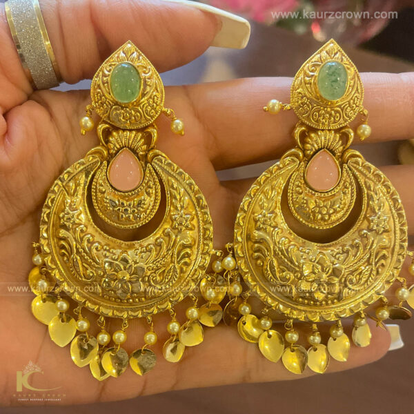 Zoya Traditional Antique Gold Plated Earrings Tikka Set - KaurzCrown.com
