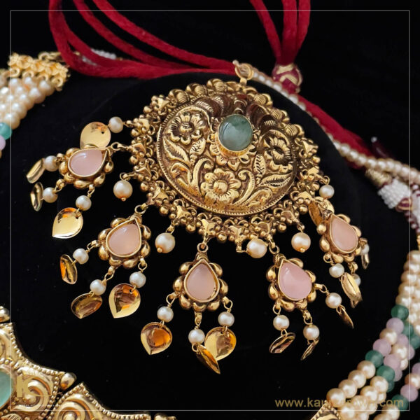 Zoya Traditional Antique Gold Plated Tikka , zoya , gold plated , tikka , kaurz crown , punjabi jewellery