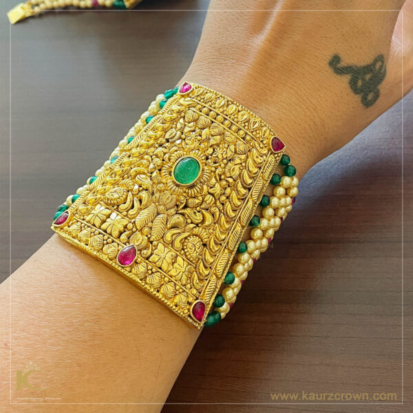 Surmai Traditional Antique Gold Plated Baahi (Bracelet) Green , Gold Plated Baahi (Bracelet) , Gold Plated , kaurz Crown , Punjabi Jewellery , Baahi