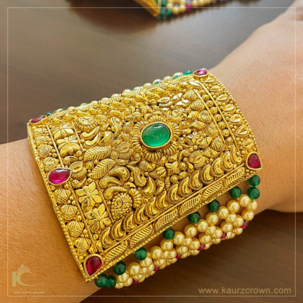 Surmai Traditional Antique Gold Plated Baahi (Bracelet) Green , Gold Plated Baahi (Bracelet) , Gold Plated , kaurz Crown , Punjabi Jewellery , Baahi