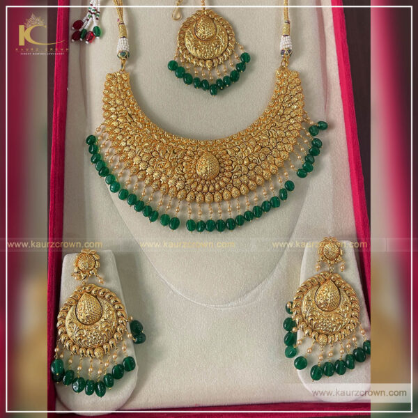 Fiza , Gold plated , necklace set , kaurz crown , punjbai jewellery store , online store , passa , tikka , earrings , green stone