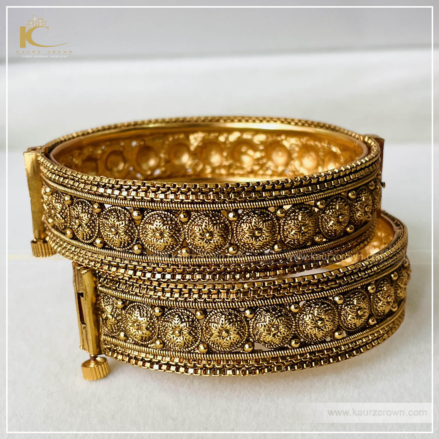 Zabeen Traditional Antique Gold Plated Bangles , kaurz crown , online jewellery store , jewellery shop , Zabeen bangles