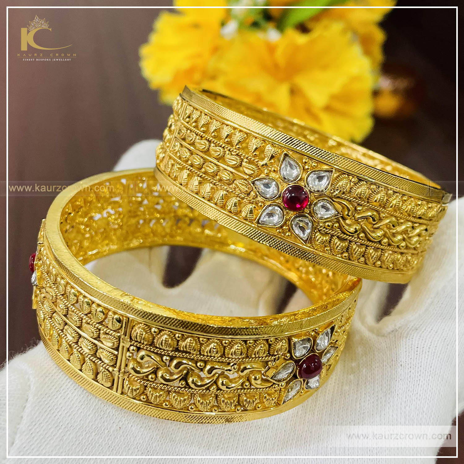 Afza Traditional Antique Gold Plated Bangles – KaurzCrown.com