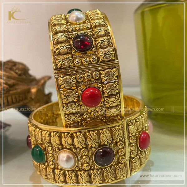 Shabeena Traditional Antique Gold Plated Bangles , kaurz crown , punjabi jewellery , online jewellery store , online store , traditional jewellery , punjabi jewellery