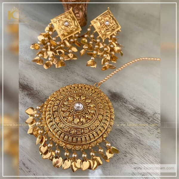 Zinnat Traditional Antique Gold Plated Earrings Tikka Set , kaurz crown jewellery , online jewellery store , gold plated jewellery , zinnat tikka